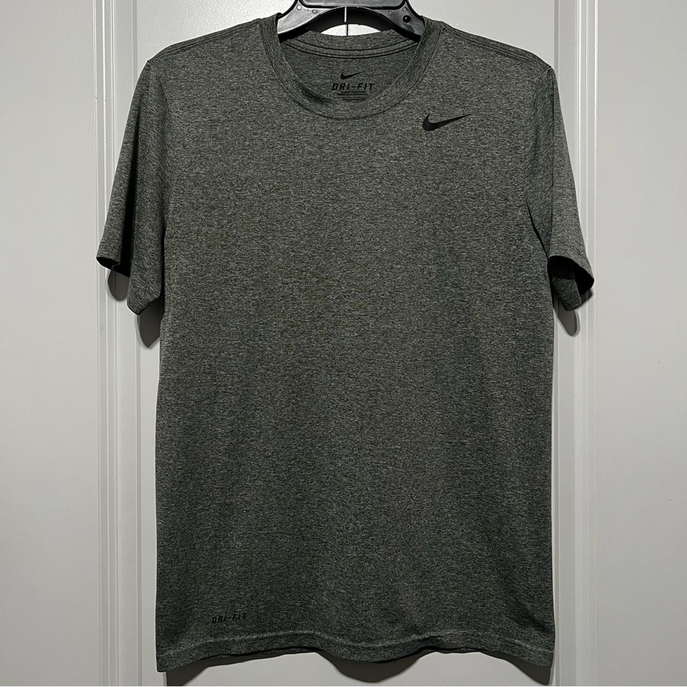 Nike Men’s Dri-Fit SS Crew Neck T-Shirt in Heather Grey
